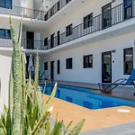 Modern Condo Pools Private Bbq Malecon 4 Blocks