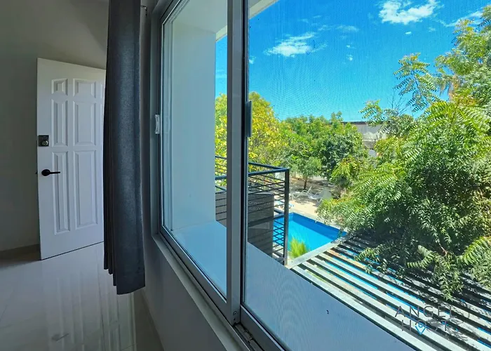 Downtown Room With Pool Bbq And Near All The Hotspots