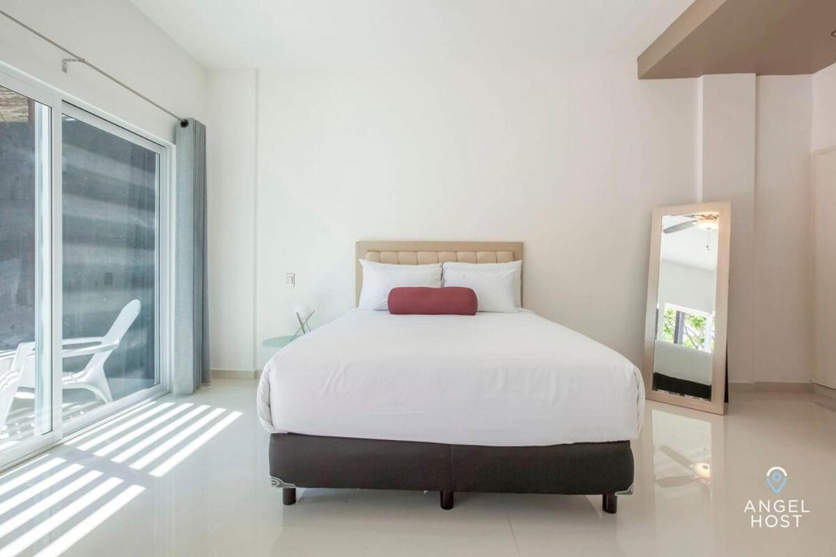 Inn Downtown With Pool Bbq And Near The Hotspots