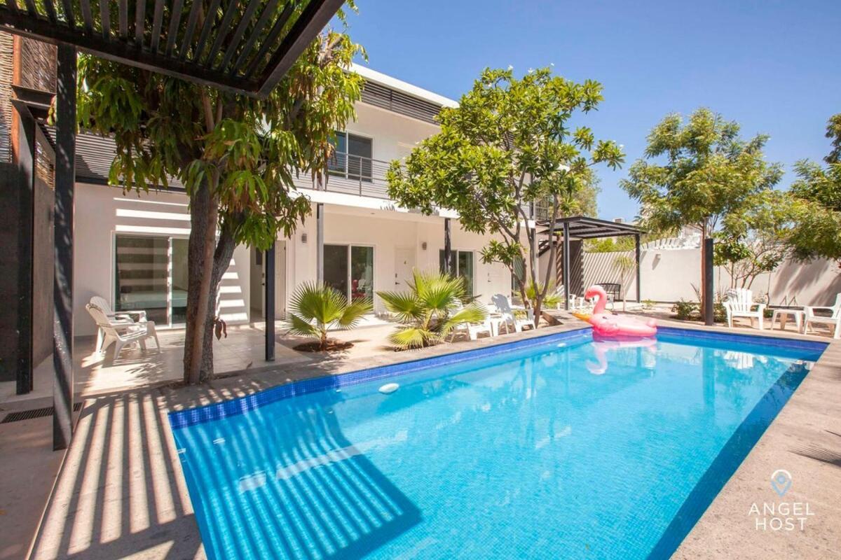 Inn Downtown With Pool Bbq And Near The Hotspots