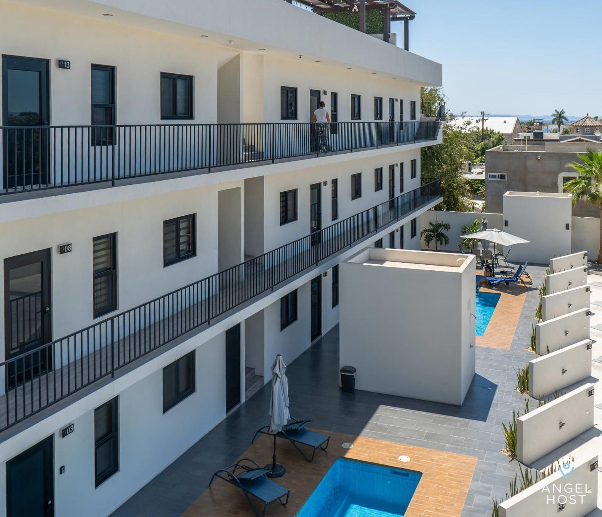 Modern Pools Private Bbq Malecon 4 Blocks La Paz