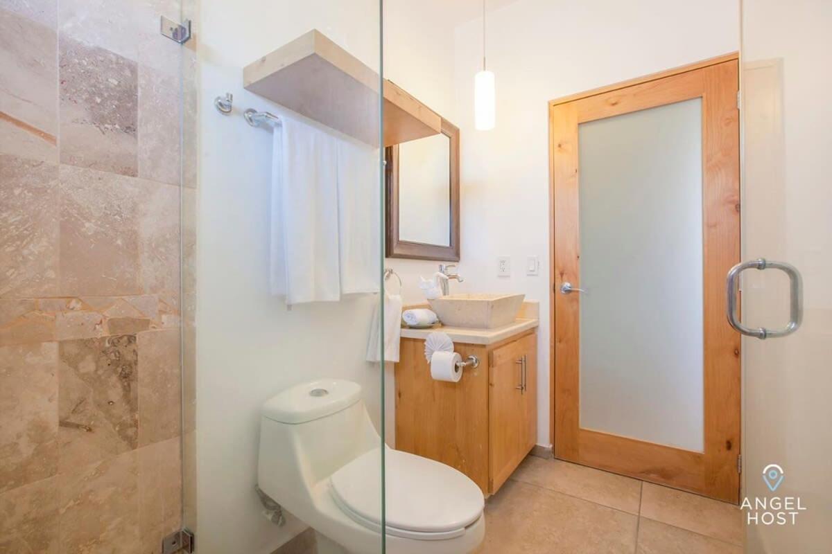 Сasa de vacaciones With Spectacular Ocean View & Pool Onsite *