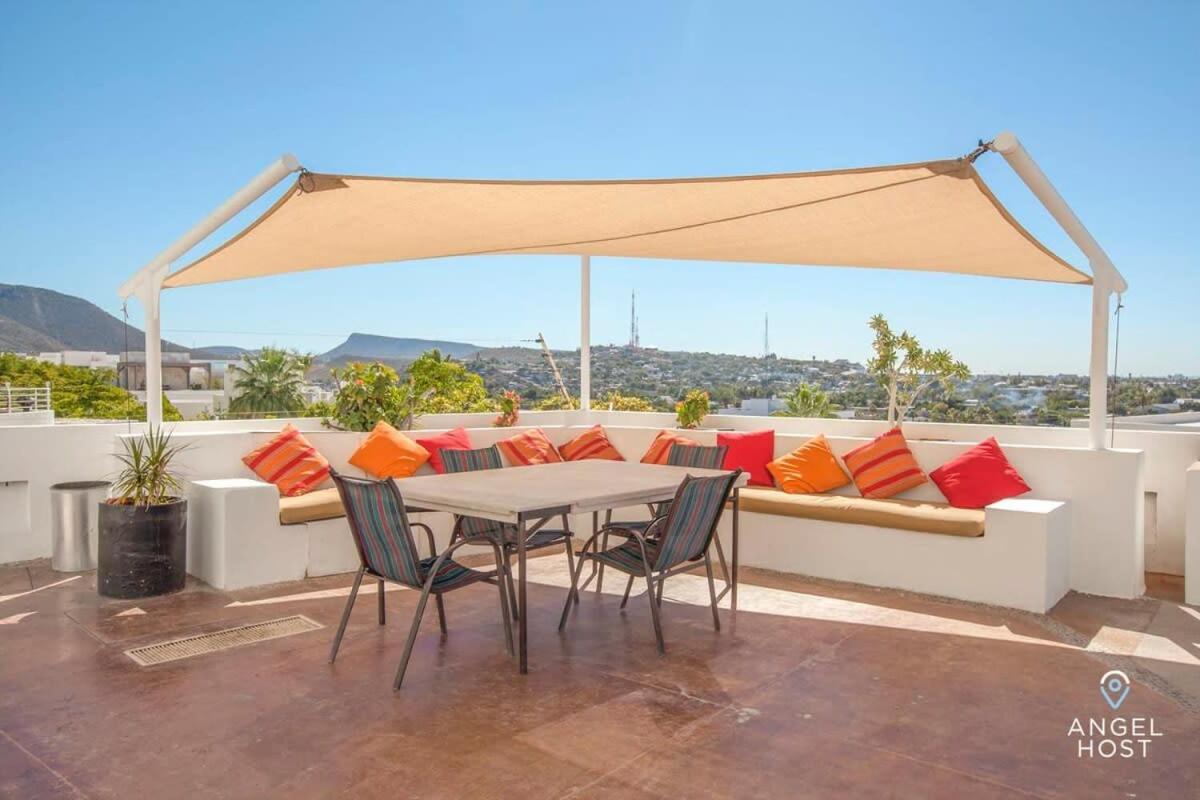 Сasa de vacaciones With Spectacular Ocean View & Pool Onsite *
