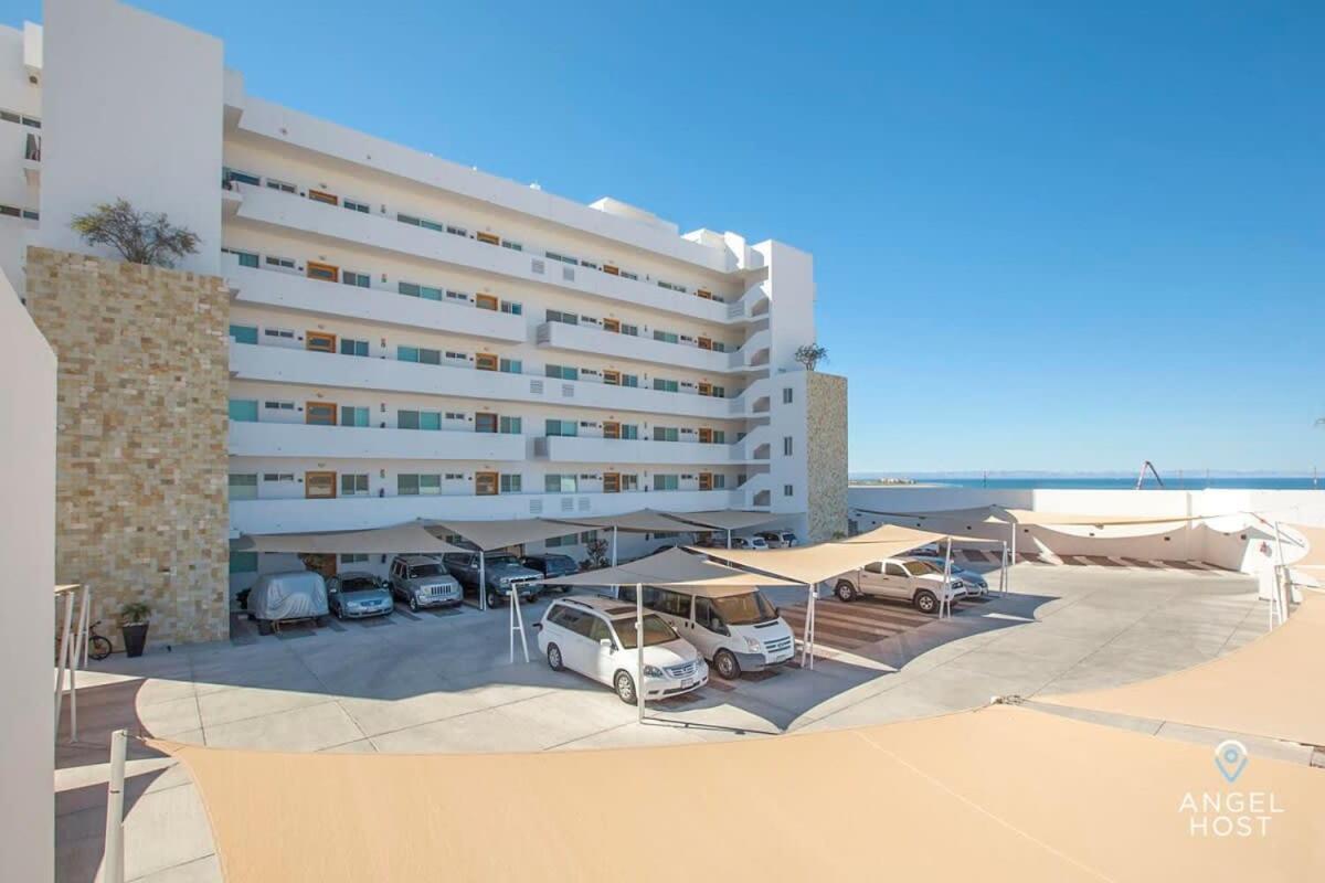 Сasa de vacaciones With Spectacular Ocean View & Pool Onsite