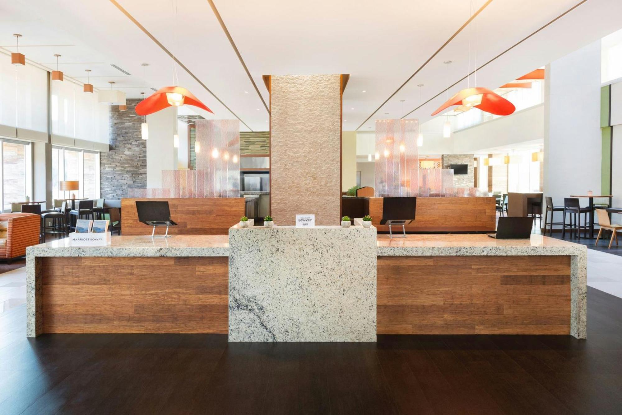 Hyatt Place 4* La Paz