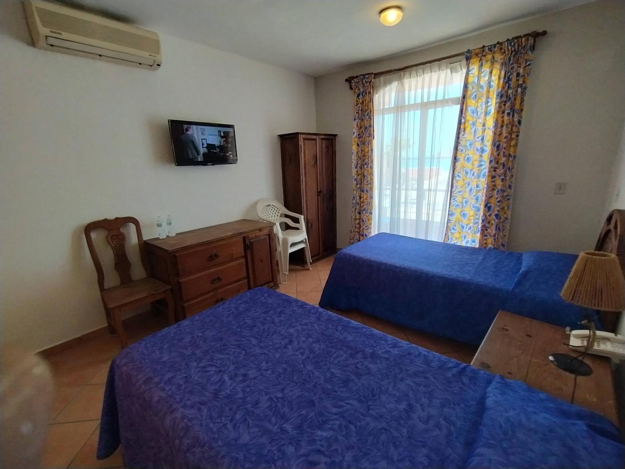 Motel Econo Cantamar