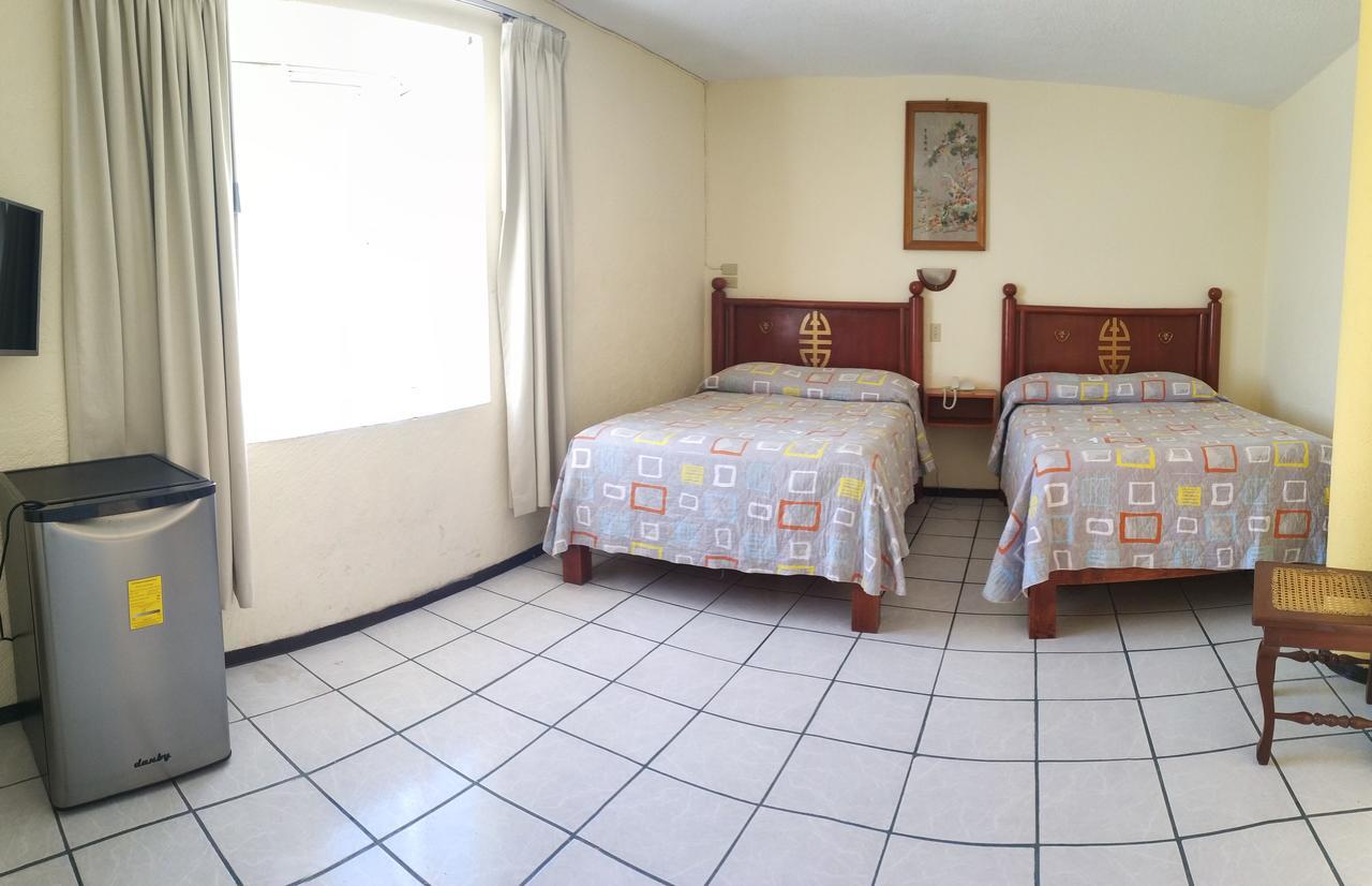 Motel Pekin *