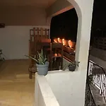 Apartamento Con Cochera Centro De La Ciudad.