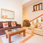Cheerful Home With Sea Views And Malecon 1 Block Plus Dogs Ok