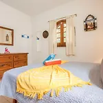 Cheerful Home With Sea Views And Malecon 1 Block Plus Dogs Ok
