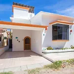 Cheerful Home With Sea Views And Malecon 1 Block Plus Dogs Ok