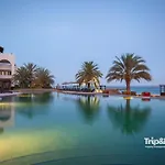 Playa De La Paz 1 Bedroom Luxury Condo & Access To Beach Club