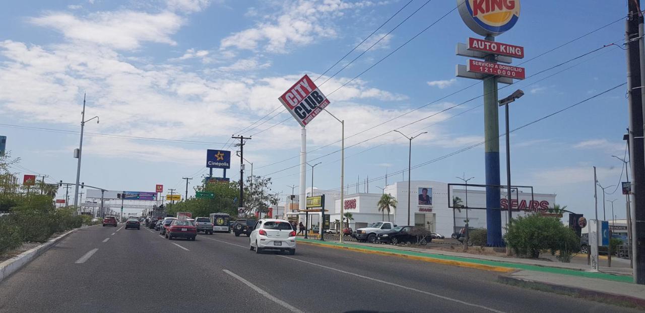 Apartamento Con Cochera Centro De La Ciudad. *