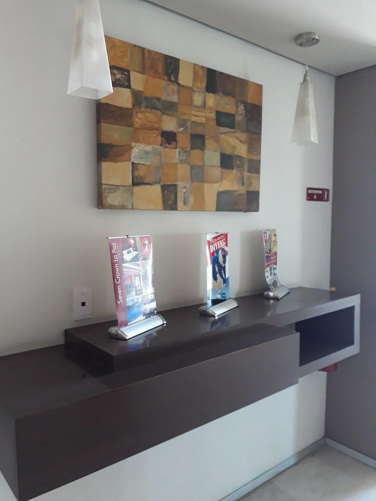 Seven Crown Malecon 4*