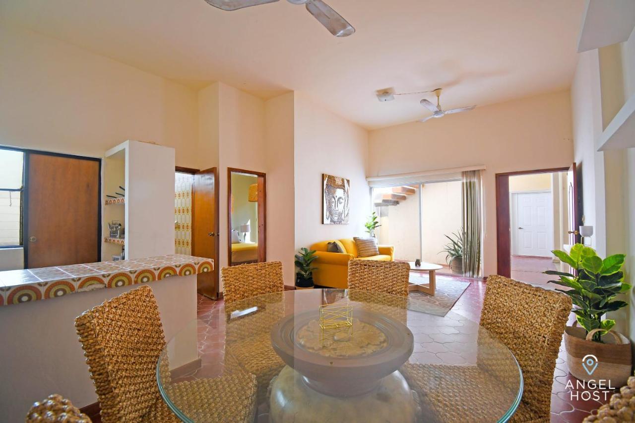 Colorful & Spacious Zen Apt 2 Blocks To The Beach * La Paz