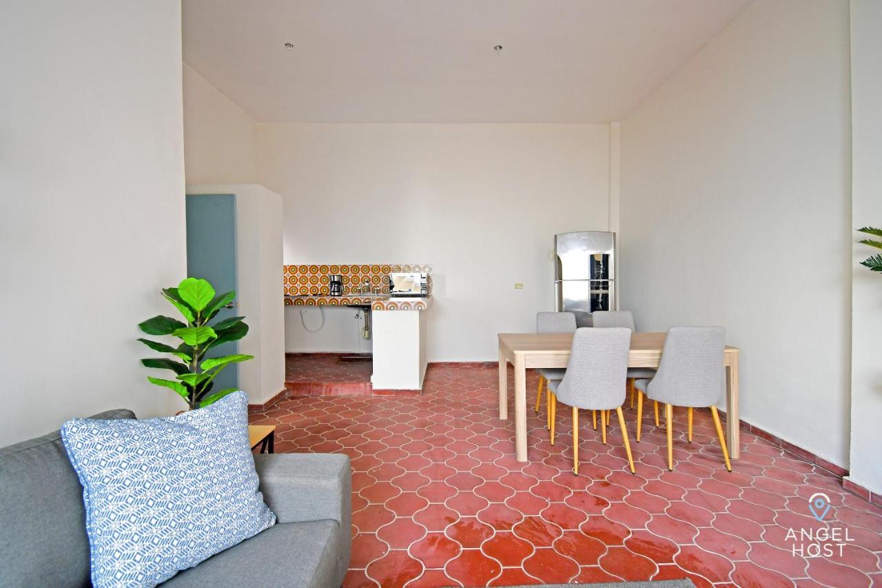 Colorful & Spacious Zen Apt 2 Blocks To The Beach Apartamento La Paz