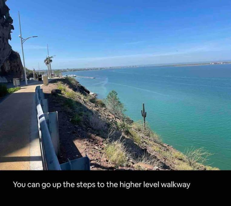 Large In Bay View La Paz