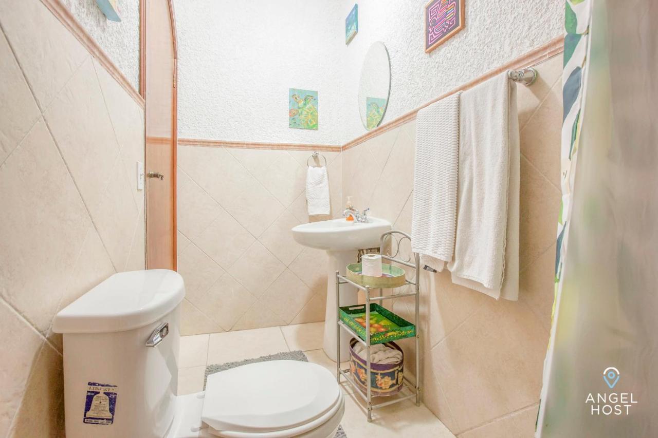 Cheerful With Sea Views And Malecon 1 Block Dogs Ok Apartamento La Paz