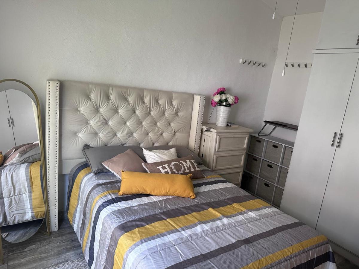 Tamarindos Loft And Bedrooms * La Paz
