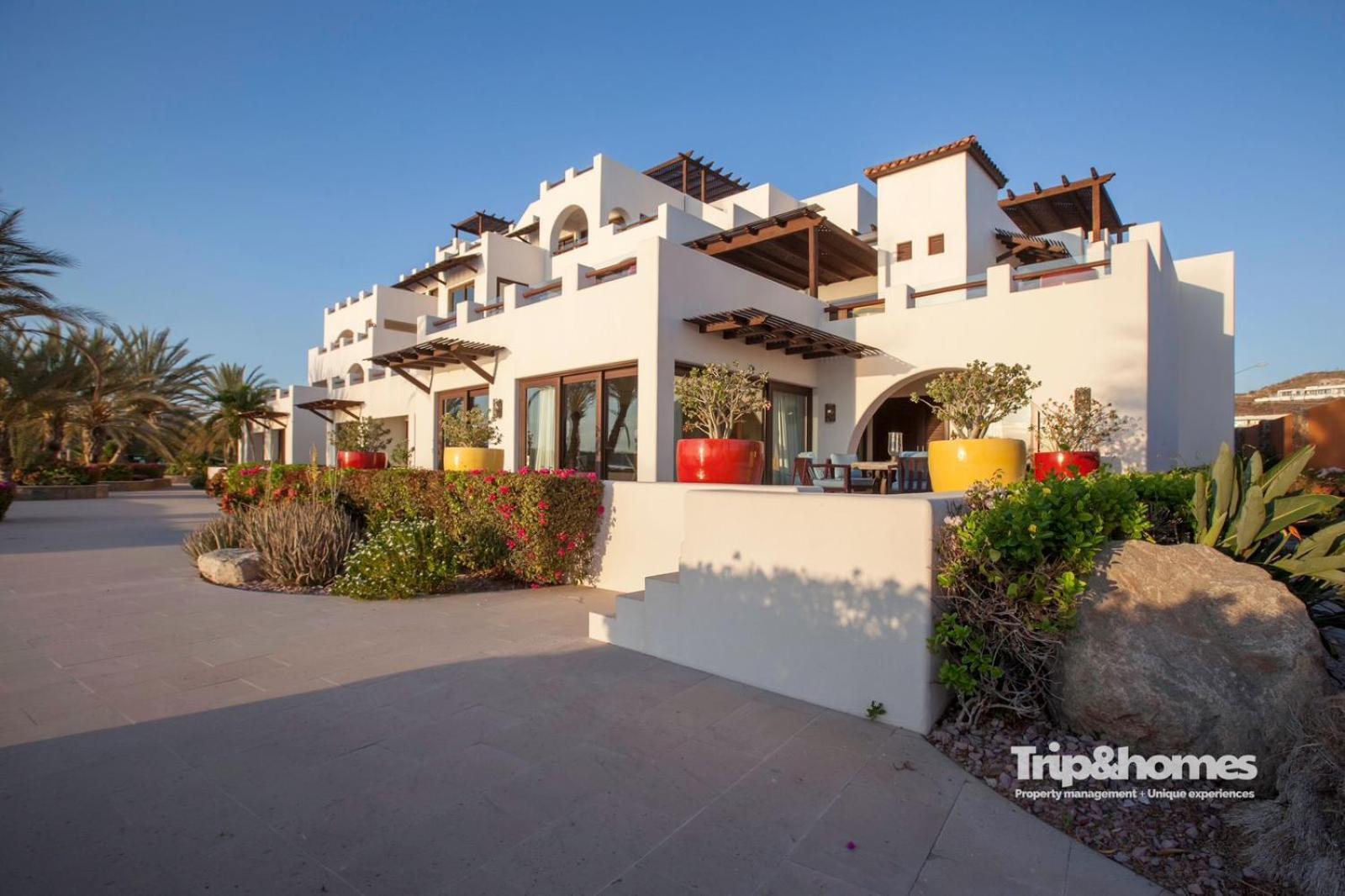 Playa De 1 Bedroom Luxury & Access To Club *