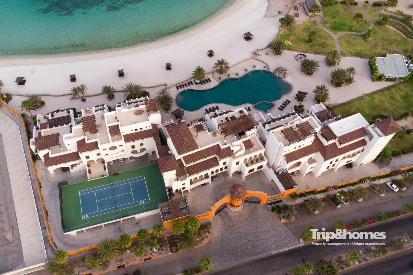 Playa De 1 Bedroom Luxury & Access To Club