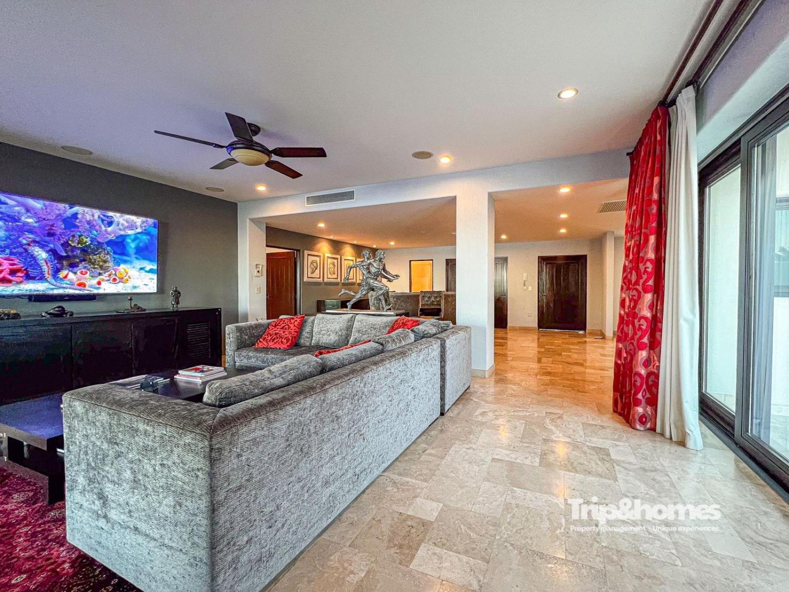 Playa De 1 Bedroom Luxury & Access To Club La Paz