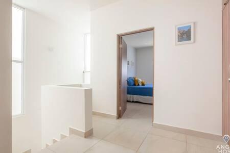 Spacious With Private Yard And Community Pool * La Paz