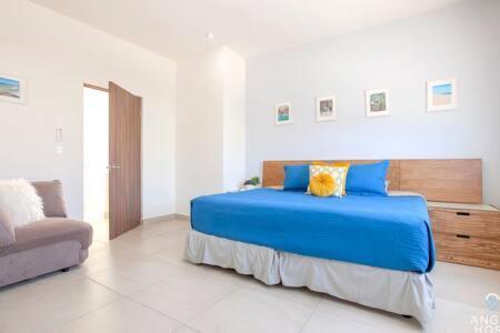Spacious With Private Yard And Community Pool La Paz