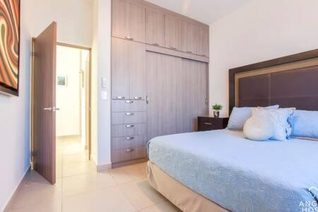 Holiday home Spacious With Private Yard And Community Pool La Paz