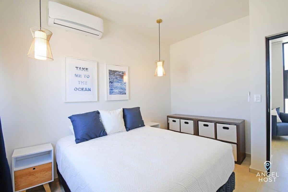 Stylish Townhome With Pool, Patio, And Secure Parking Holiday home La Paz