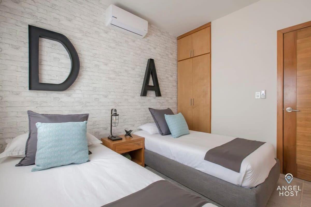 New Townhome With Private Patio, Parking & Pool Onsite * La Paz