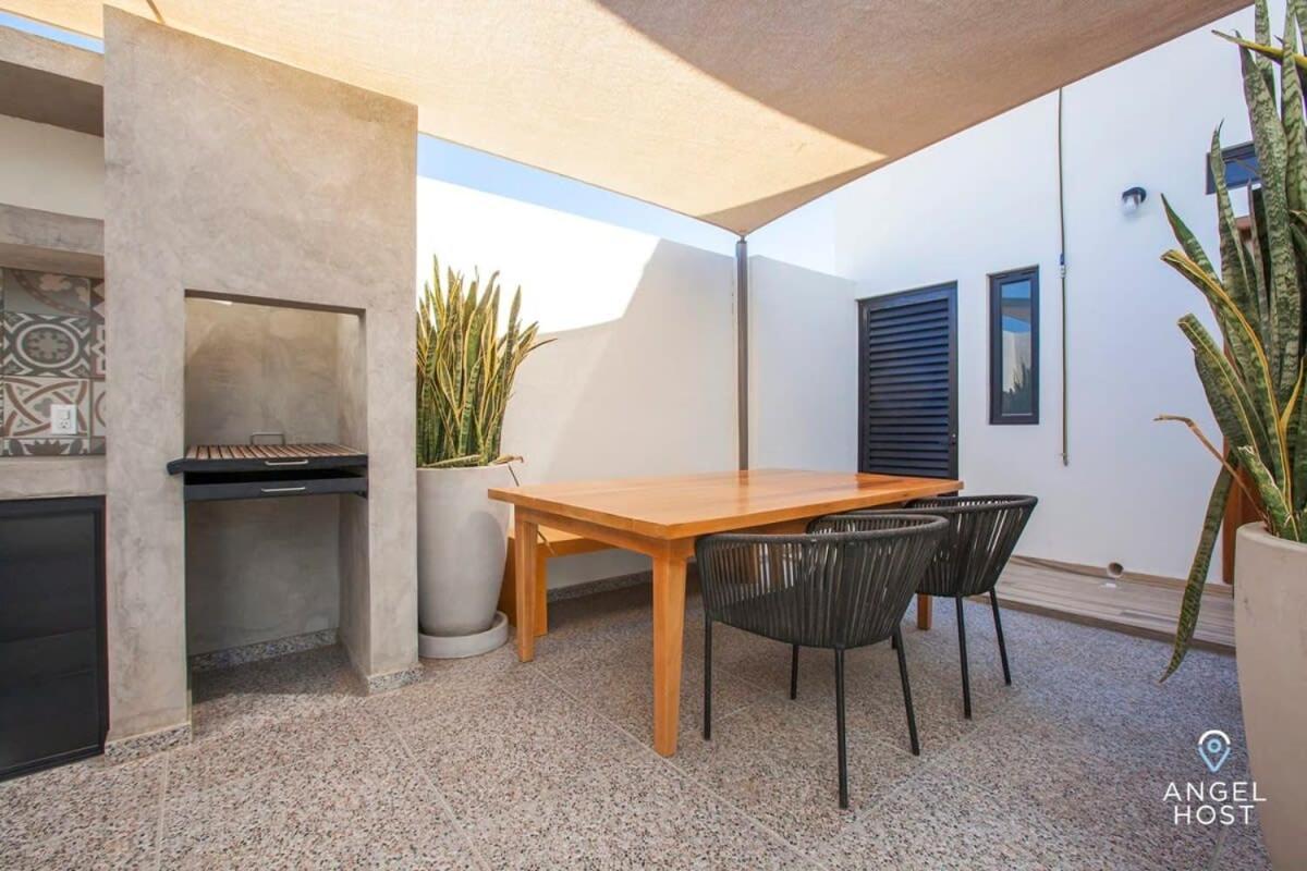 New Townhome With Private Patio, Parking & Pool Onsite Сasa de vacaciones
