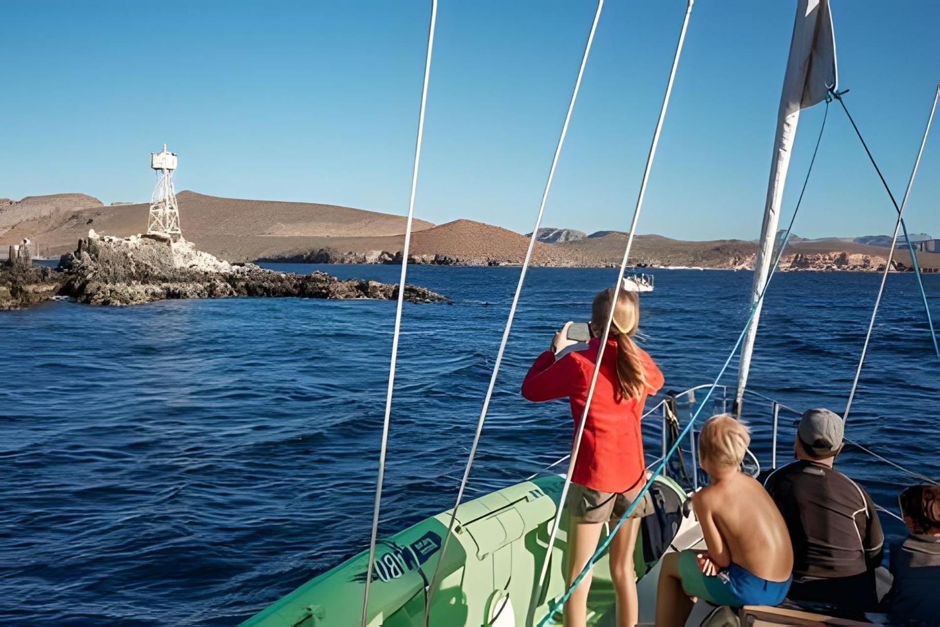 Marina Hotel en barco La Paz