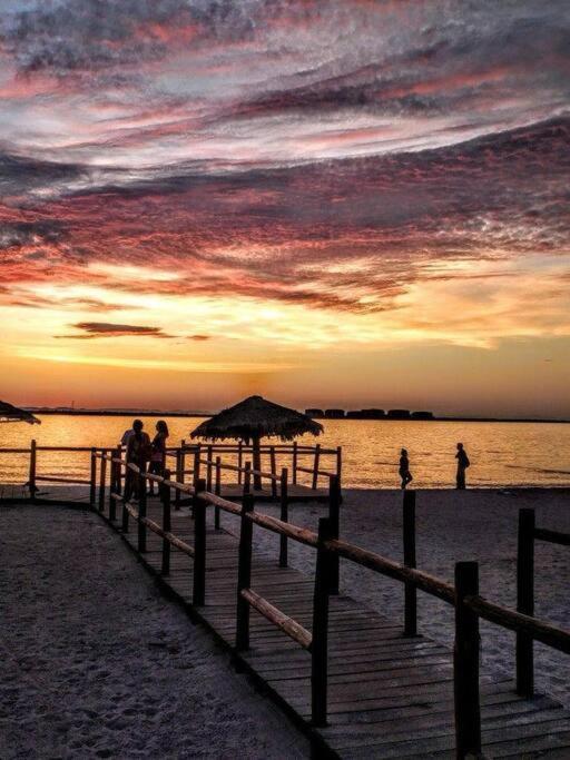 Bonito Depto Cerca Del Malecon A 5 Min Caminando *