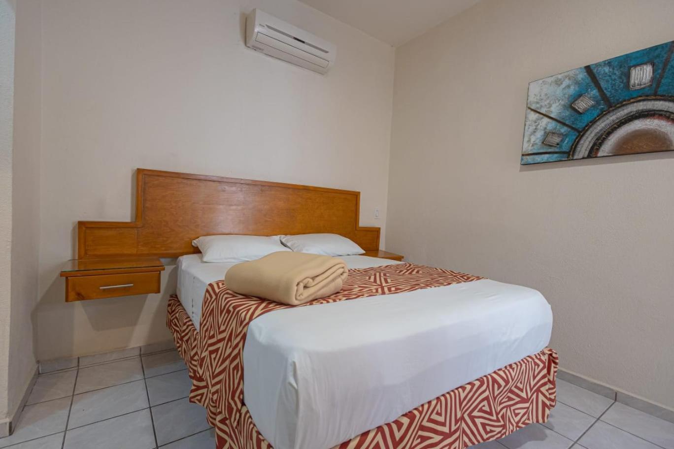 Salvatierra Hotel 2*