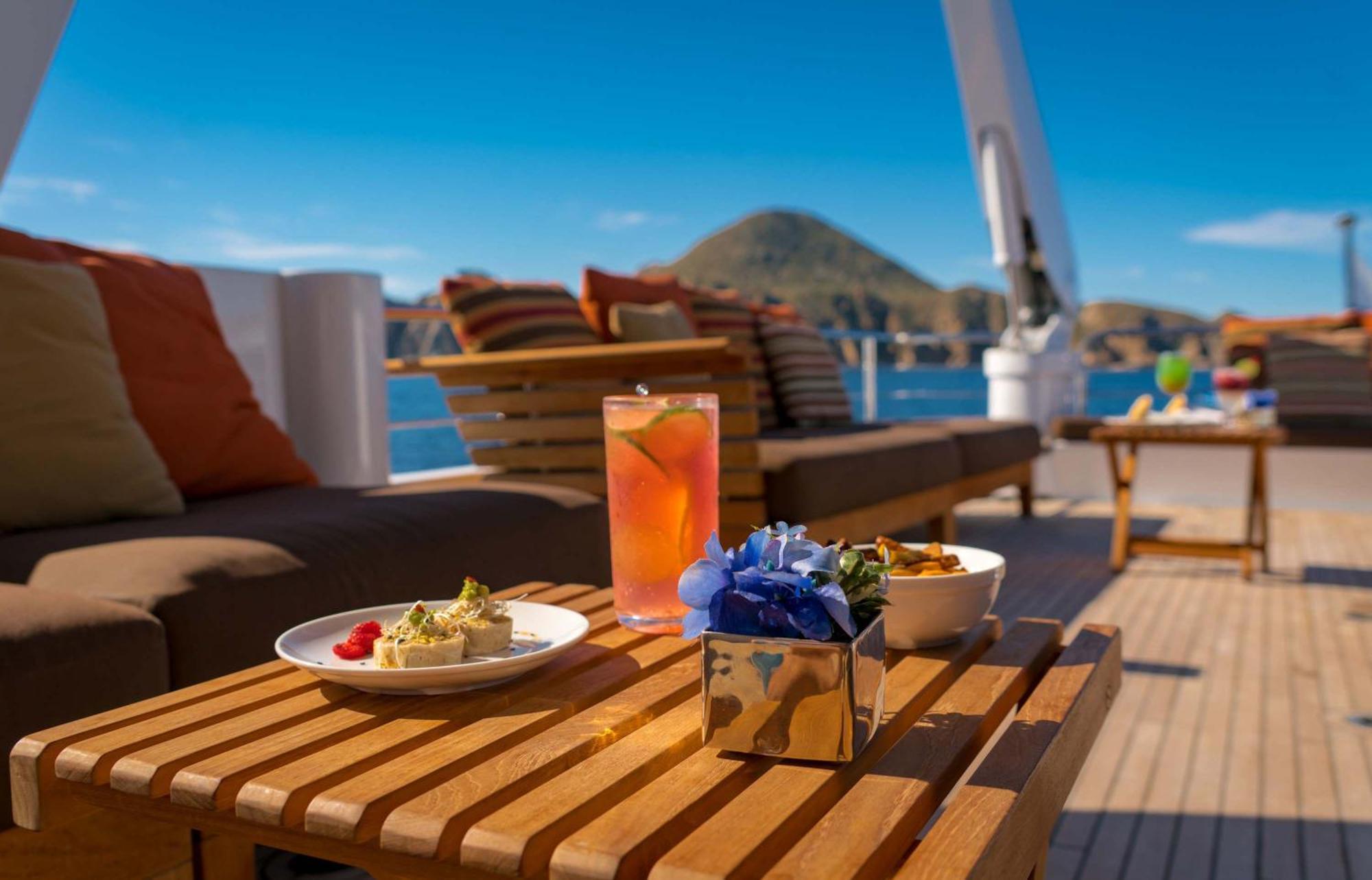 Luxury Yacht In * La Paz
