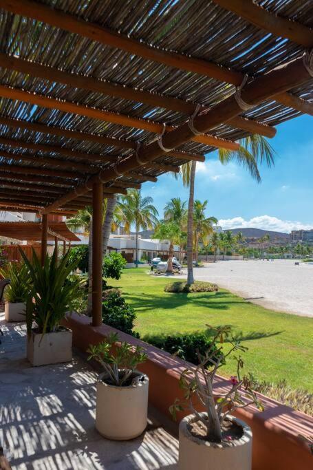 Villa En La Playa De 3 Recamaras V2 *