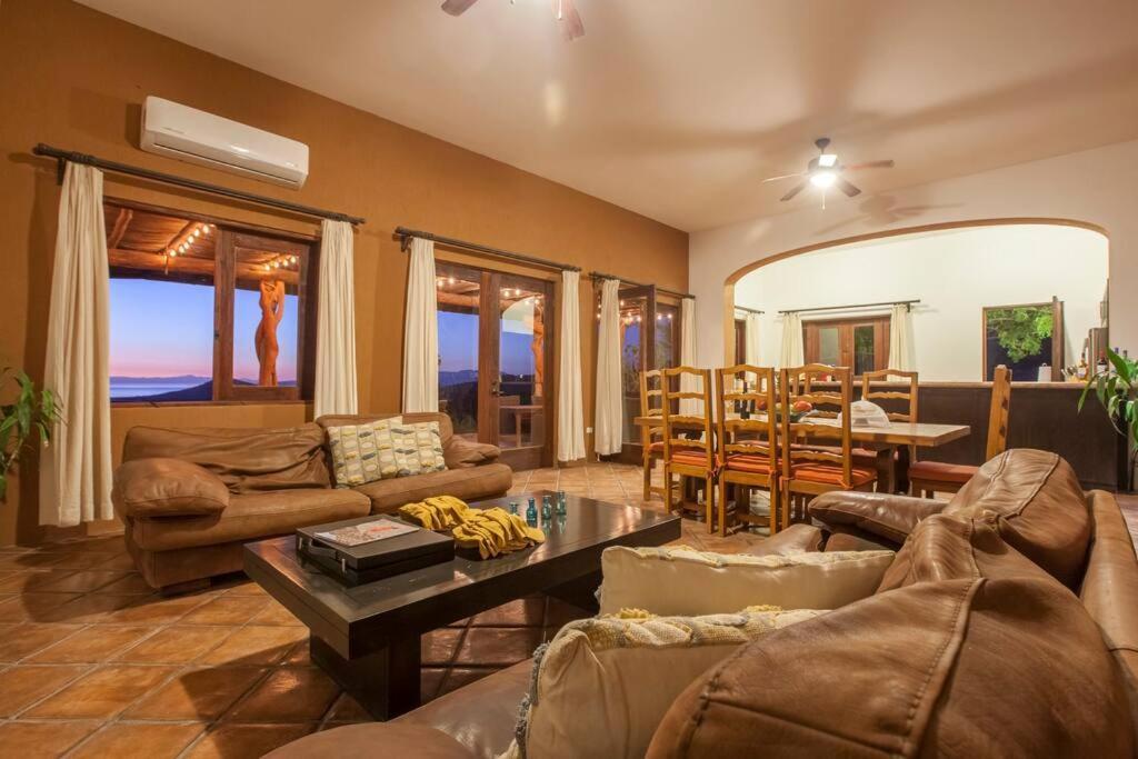 Сasa de vacaciones Rancho San Lorenzo - 2 Bedroom House In Authentic Ranch - Casa Bugambilias