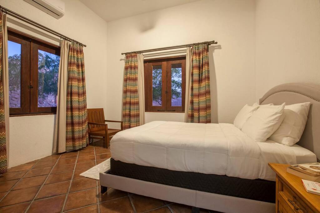 Rancho San Lorenzo - 2 Bedroom House In Authentic Ranch - Casa Bugambilias * La Paz