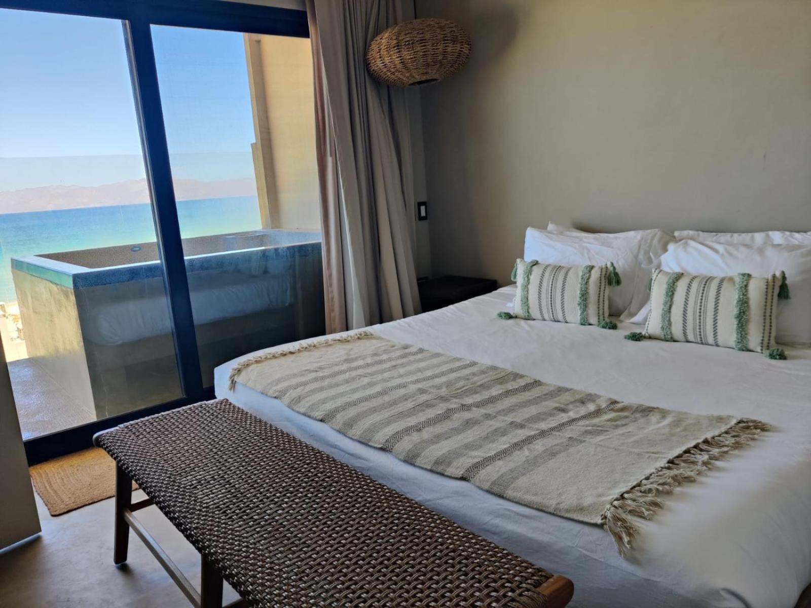 Beachfront With Jacuzzi Bahia Turquesa La Paz