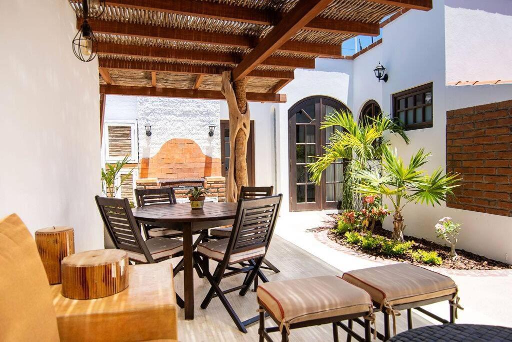 Costa Azul House
