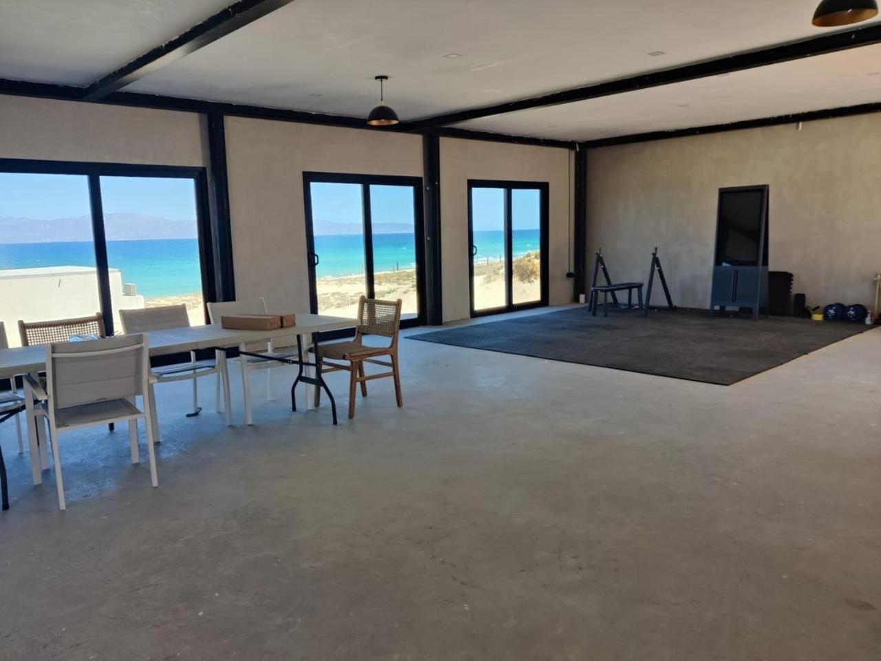 Beachfront With Jacuzzi Bahia Turquesa La Paz