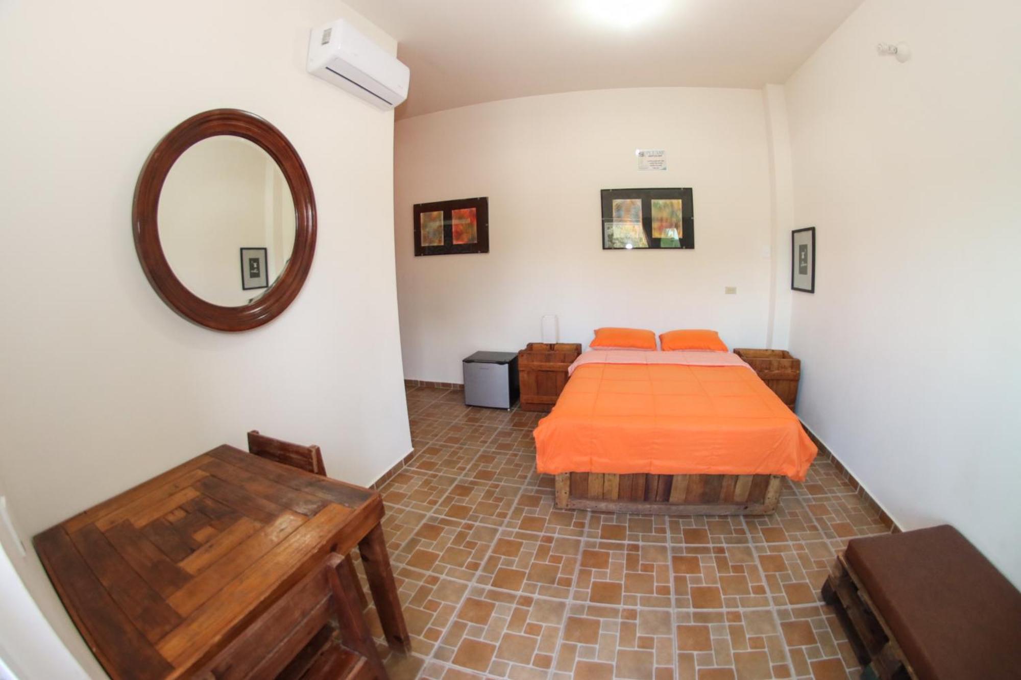 Privada A Pasos Del Mar Con Bano Propio