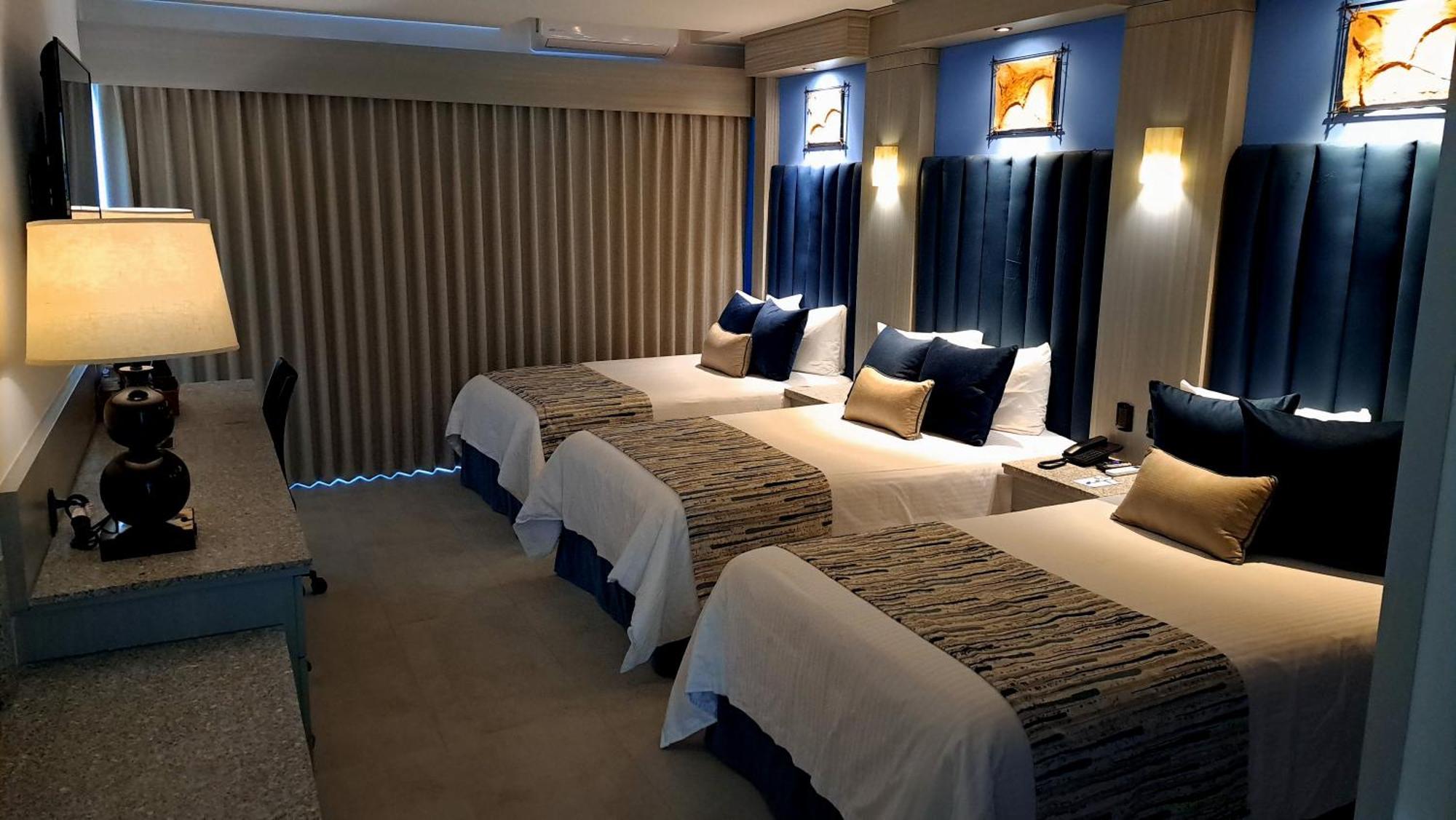 Hotel Hblue Malecon