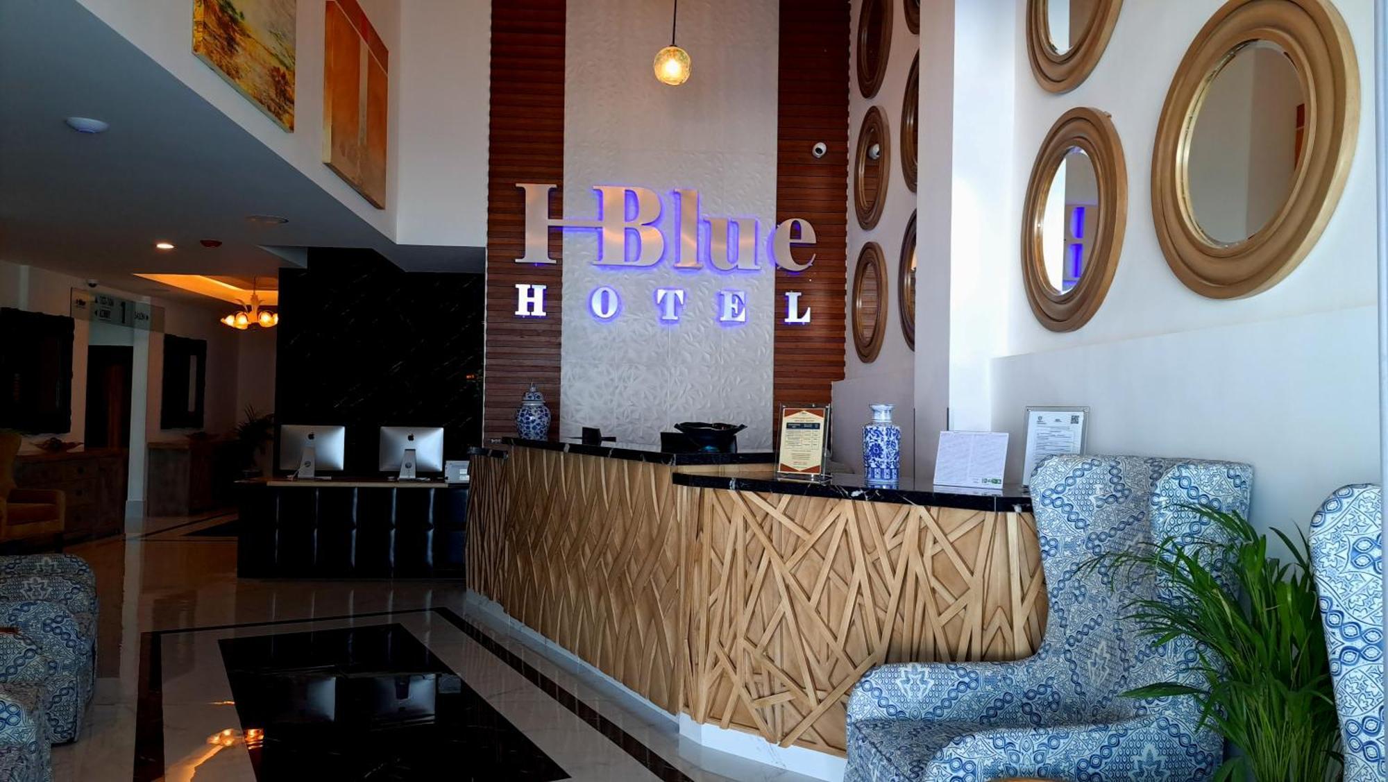 Hblue Malecon La Paz