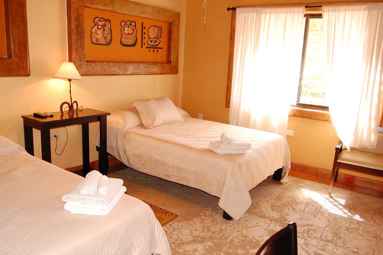 Leo's Baja Oasis Pensión 3*