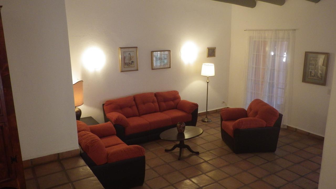Central Bed & Breakfast 2*