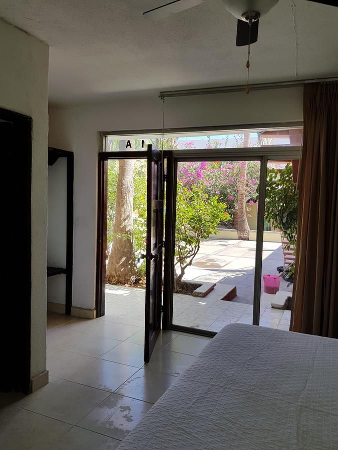 Calafia Hotel *