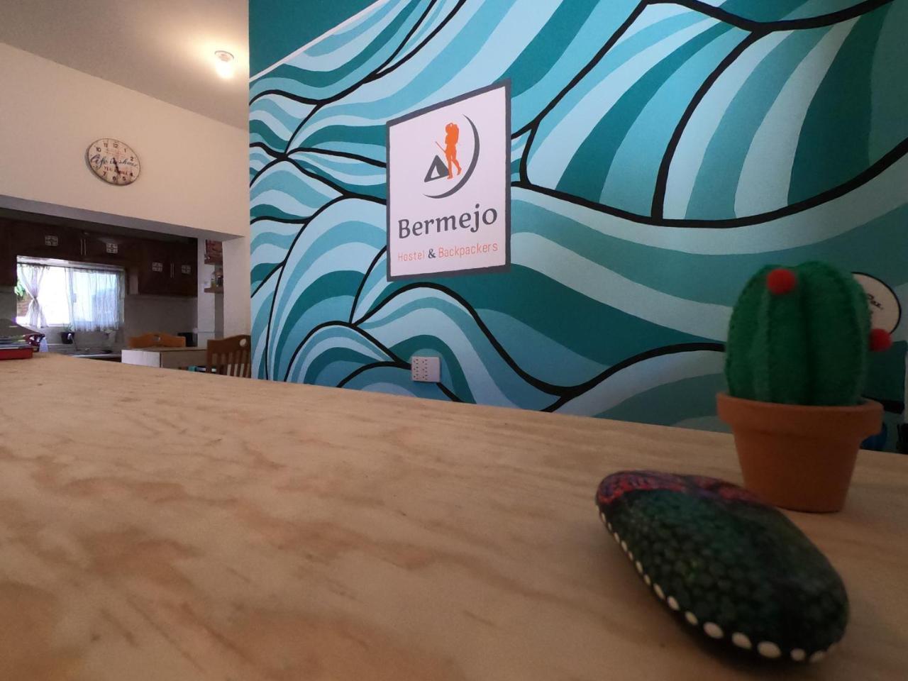 Hostel Bermejo & Backpackers (adults Only)