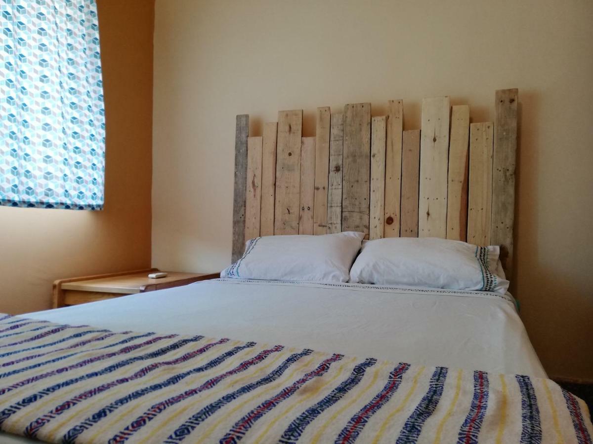 Bermejo & Backpackers (adults Only) Hostel La Paz